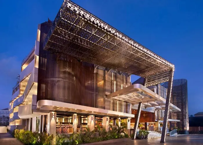 Ramada By Wyndham Bali Sunset Road Kuta ホテル スミニャック