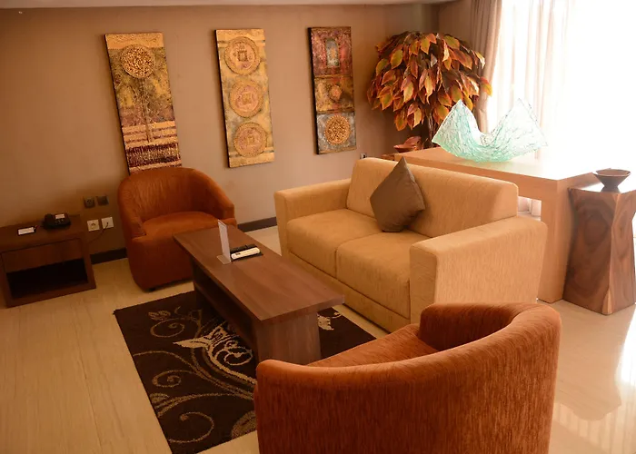 ホテル Ramada By Wyndham Bali Sunset Road Kuta 4*