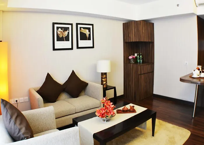 Ramada By Wyndham Bali Sunset Road Kuta ホテル スミニャック