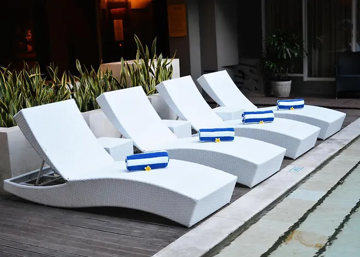 Ramada By Wyndham Bali Sunset Road Kuta 4* スミニャック