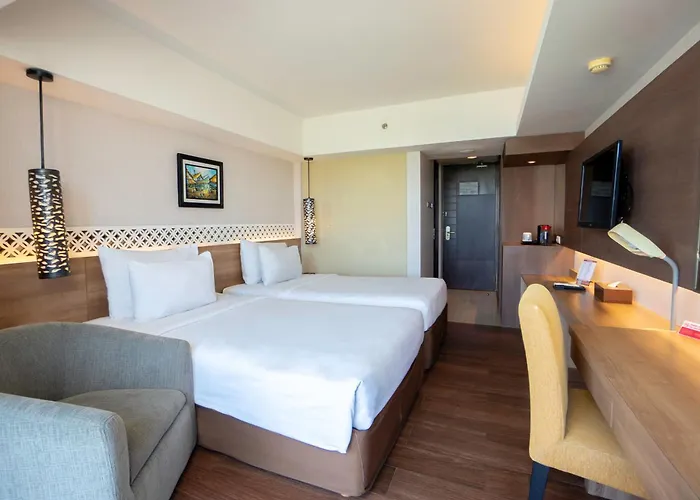 Ramada By Wyndham Bali Sunset Road Kuta ホテル 4*