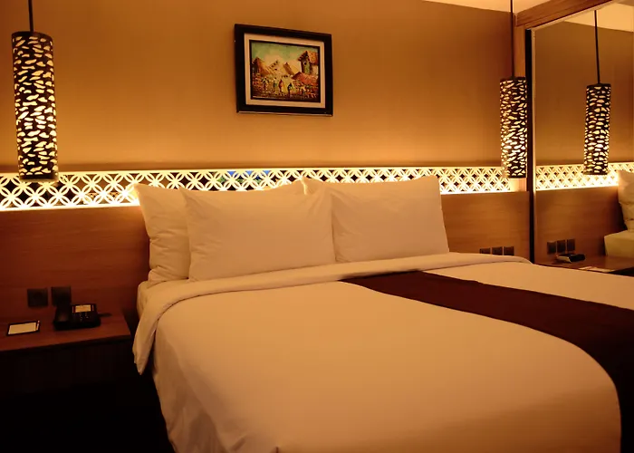 ホテル Ramada By Wyndham Bali Sunset Road Kuta 4*