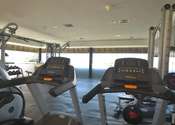 Ramada By Wyndham Bali Sunset Road Kuta ホテル