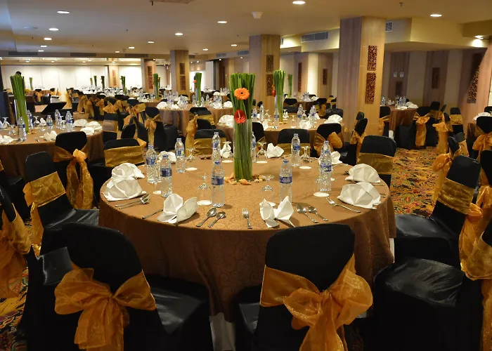 Ramada By Wyndham Bali Sunset Road Kuta ホテル