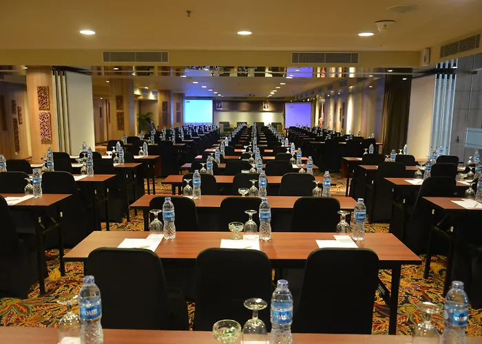 Ramada By Wyndham Bali Sunset Road Kuta 4* スミニャック