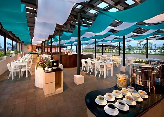 Ramada By Wyndham Bali Sunset Road Kuta 4*