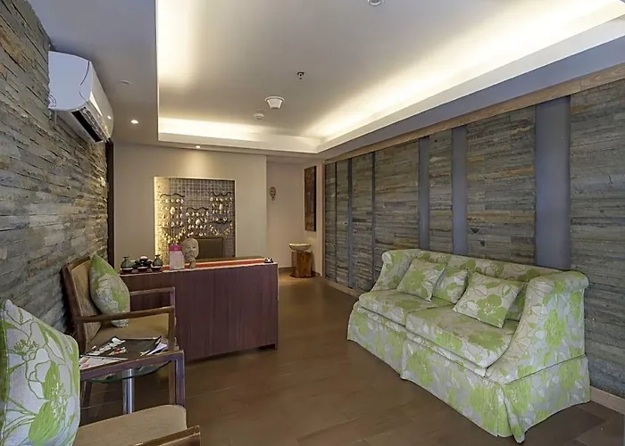 Ramada By Wyndham Bali Sunset Road Kuta ホテル スミニャック