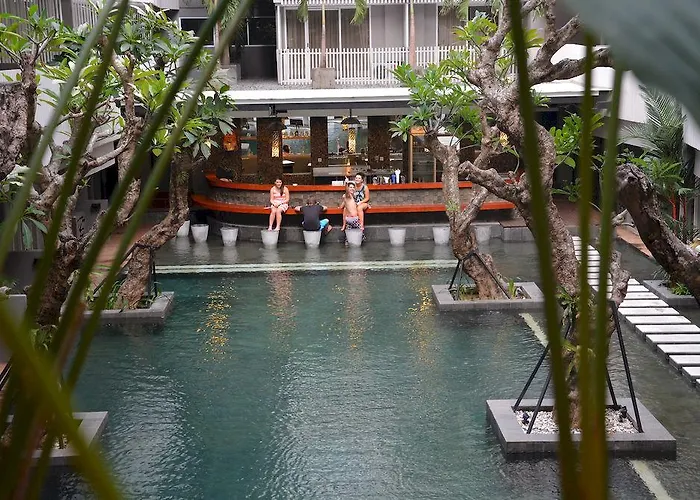 Отель Ramada By Wyndham Bali Sunset Road Kuta Семиньяк