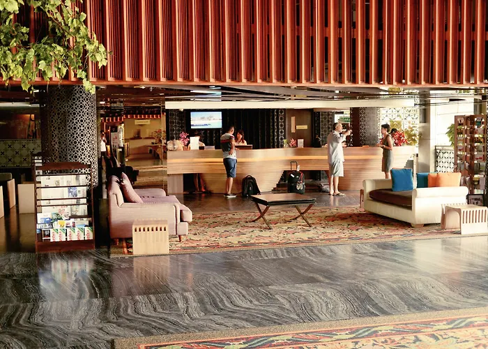 ホテル Ramada By Wyndham Bali Sunset Road Kuta